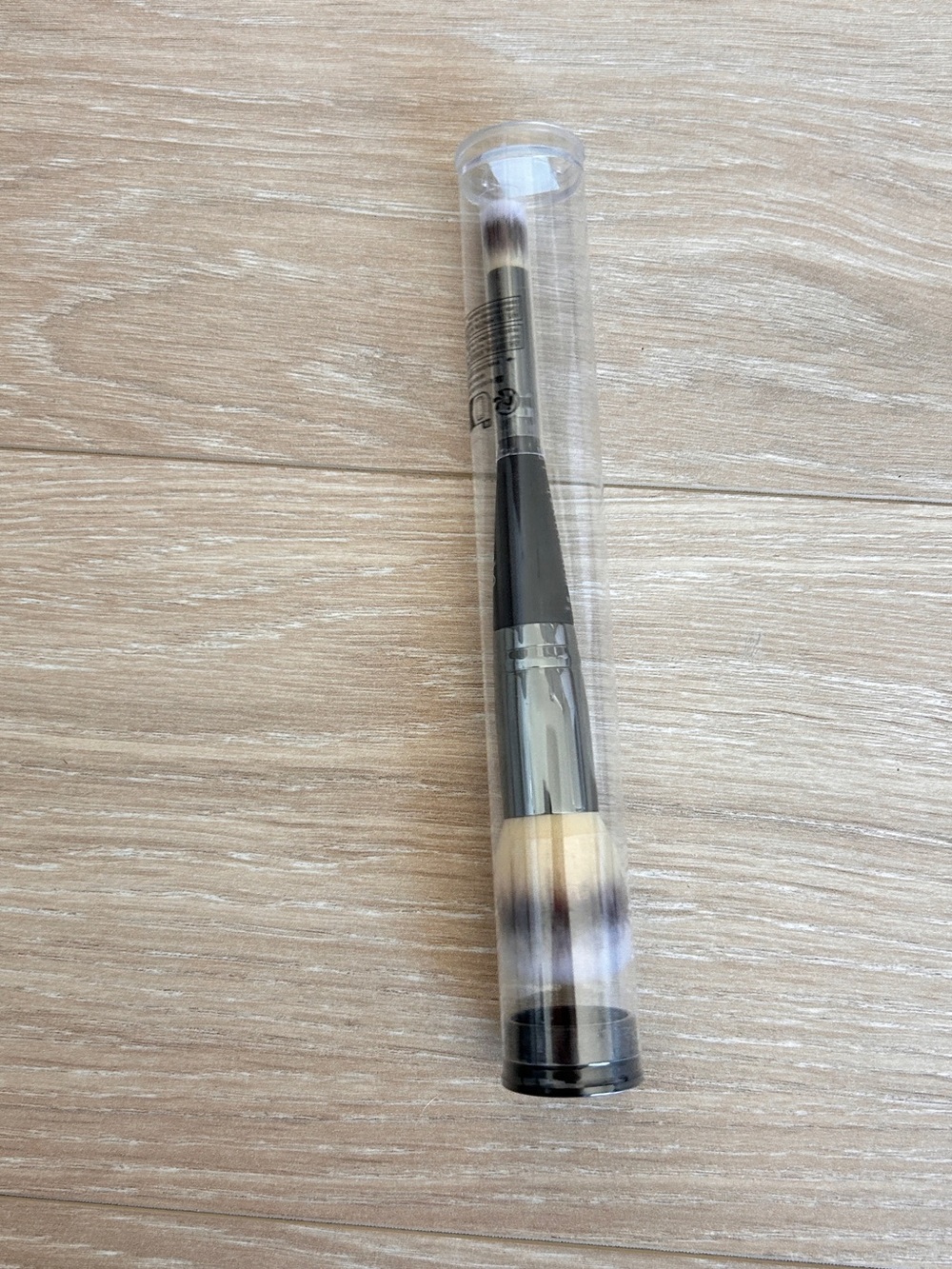 IT cosmetics dual ended face foundation Concealer makeup brush new
